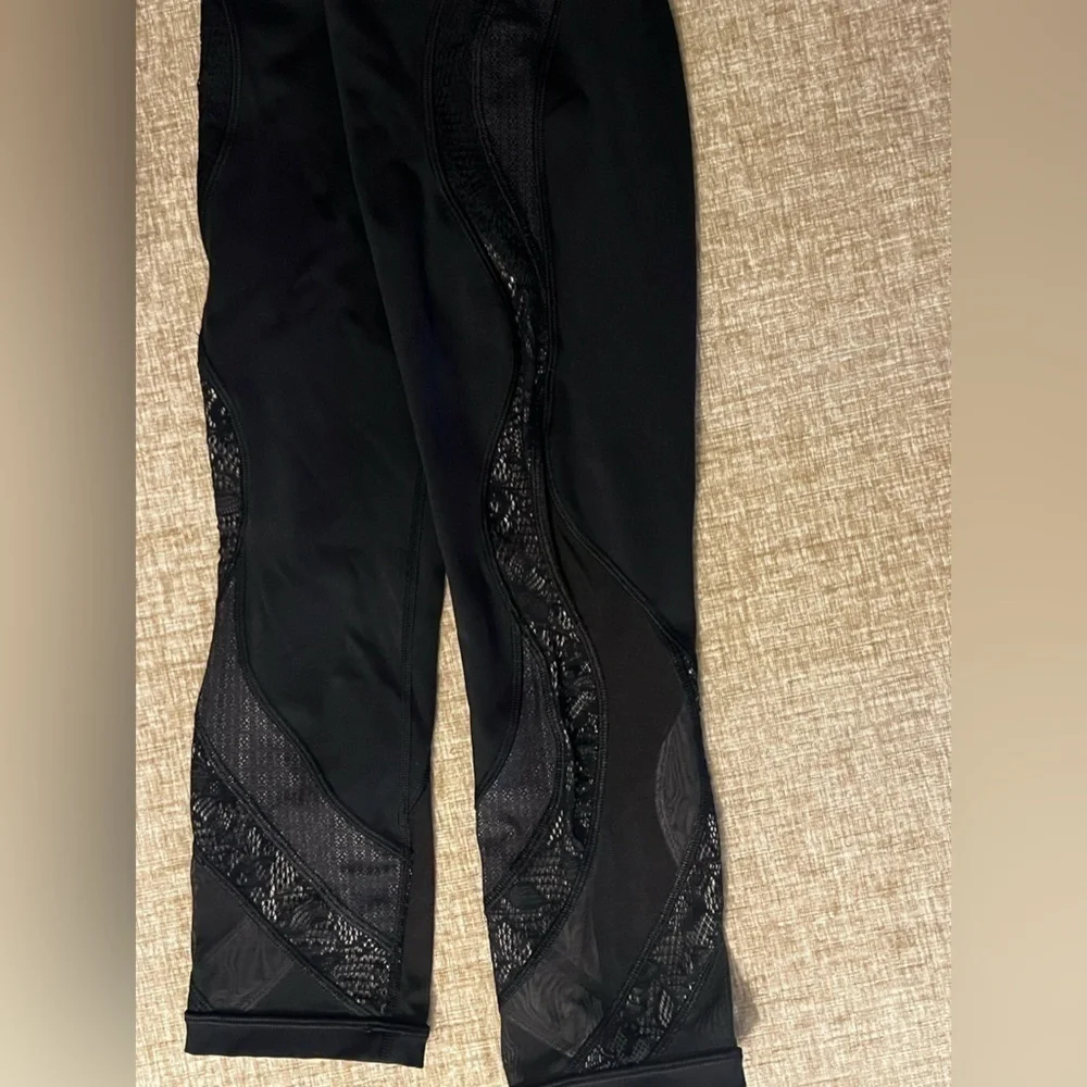 Lululemon Lace leg Leggings